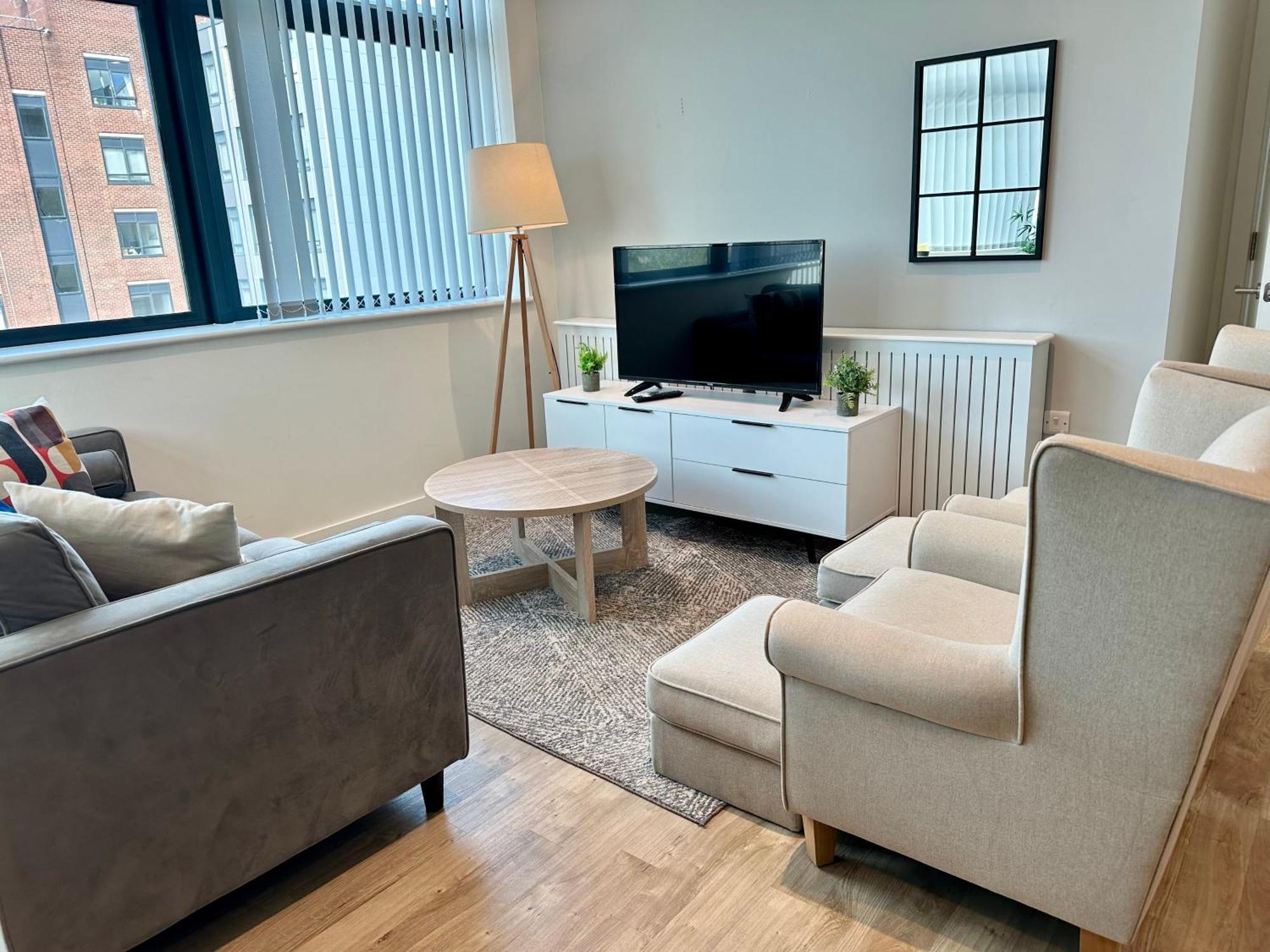 Lovely 1 Bed Apartment - Old Trafford Manchester Dış mekan fotoğraf